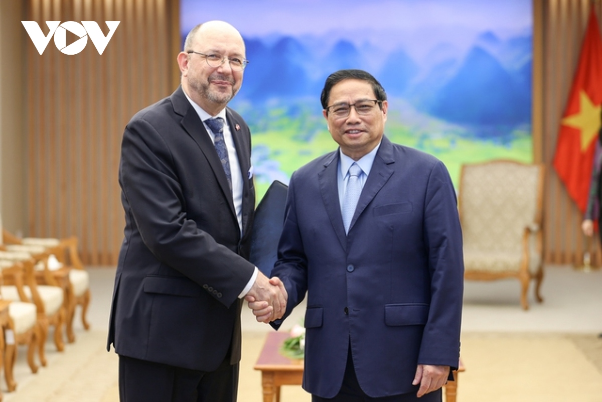Thủ tướng Phạm Minh Chính tiếp Đại sứ đặc mệnh toàn quyền Liên bang Thụy Sĩ